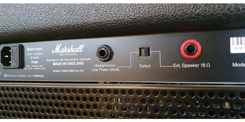 Marshall Class 5 Combo Limited Edition Black Roulette Guitar