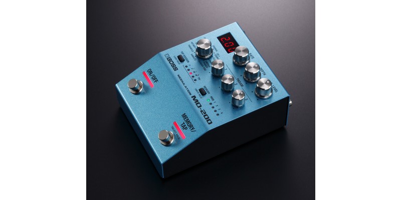 BOSS Md-200 Modulation Guitar Pedal, Sound Quality with 32-Bit Ad/Da,  32-Bit Floating Point Processing, And 96 Khz Sampling Rate, Blue :  Amazon.co.uk: 
