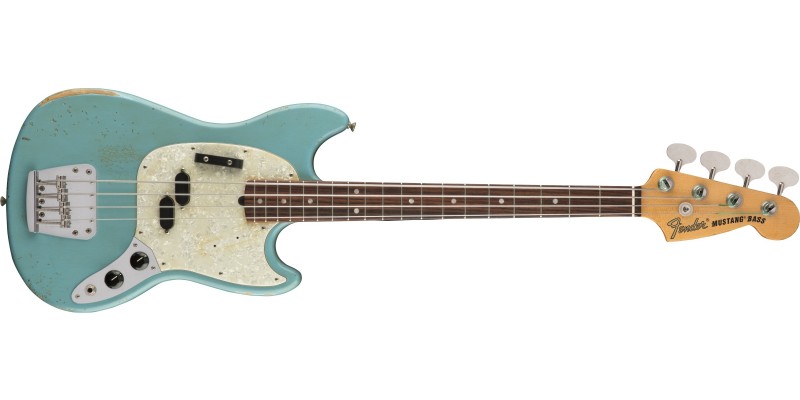 Fender JMJ Road Worn Mustang Bass Faded Daphne Blue Rosewood Front