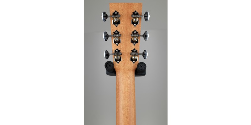 Larrivee bass hot sale