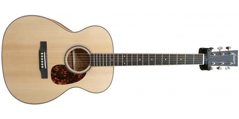 Larrivee OM-40 Legacy Series Front