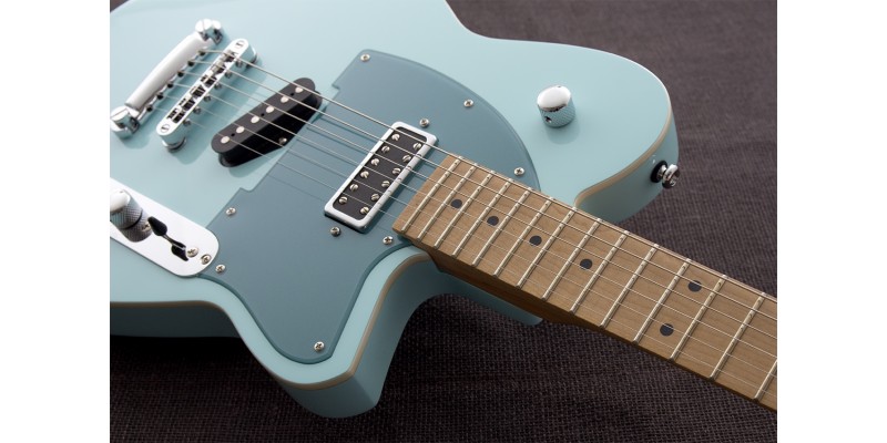 Reverend Buckshot Chronic Blue - Guitar.co.uk
