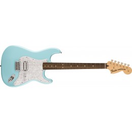 Fender Limited Edition Tom Delonge Stratocaster Daphne Blue Front