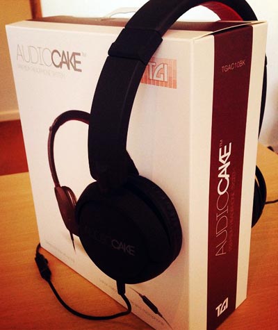 AudioCAKE TGAC10BK Black Lifestyle Headphones